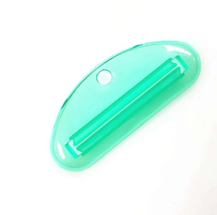  Random Color Manual Squeezer (1PCS) عصارة يدوية للمنتجات بلون عشوائي (1 قطعة)