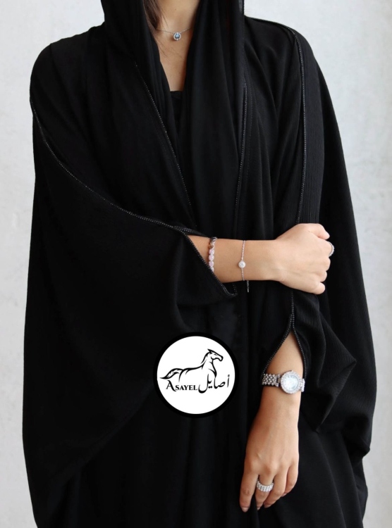 عباية انيقة 