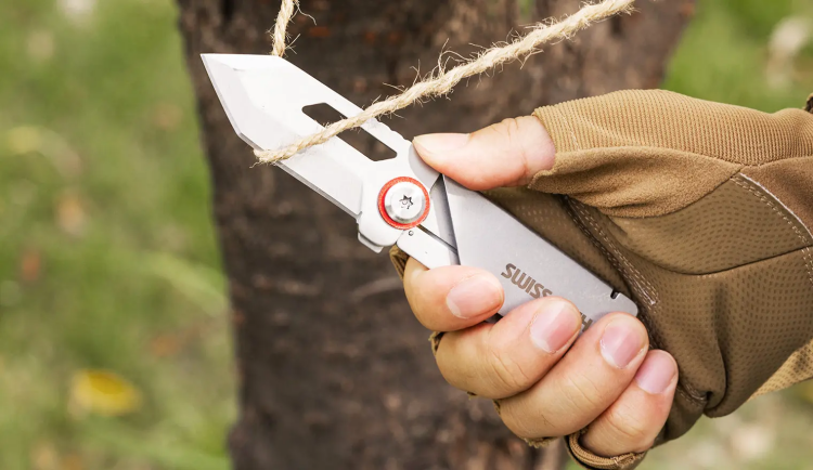 سكين محفظة قابلة للطي Swiss+tech sto14010