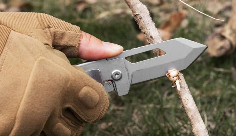 سكين محفظة قابلة للطي Swiss+tech sto14010