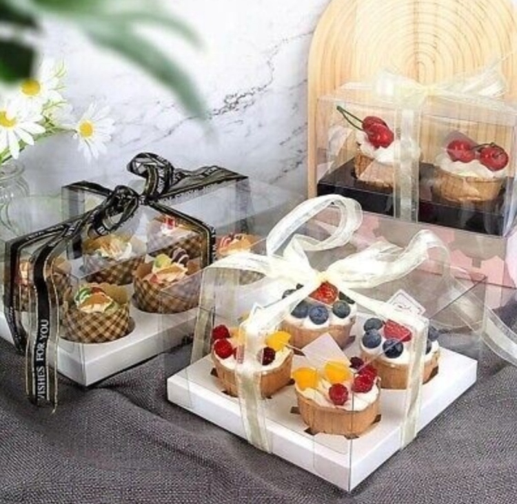 علب كب كيك شفاف 4 قطع 