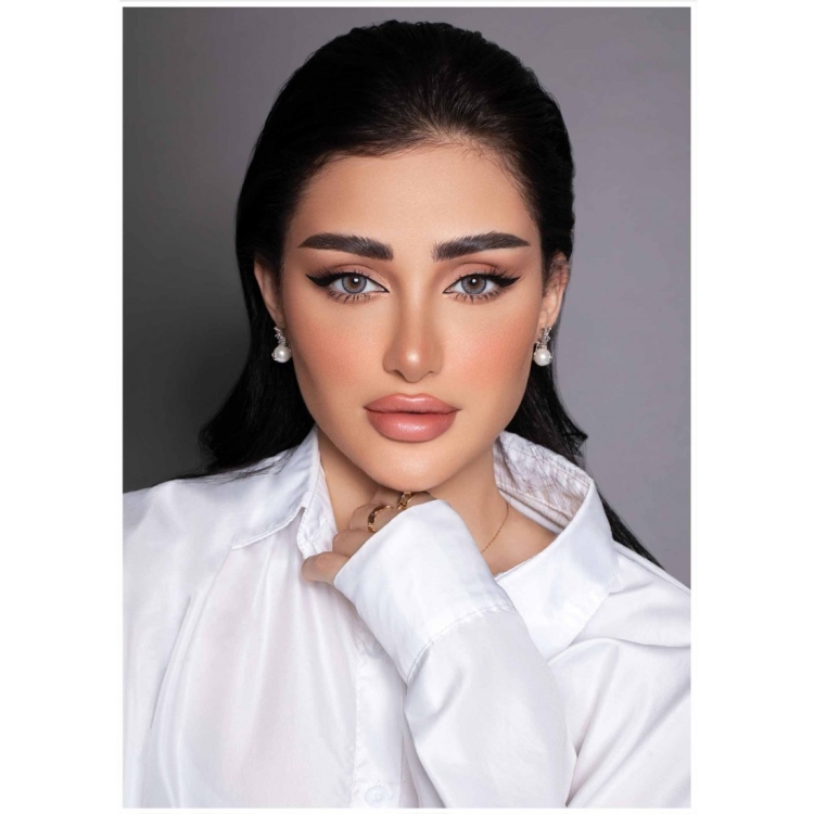 كريستال  لايت جراي-رمادي فاتح 