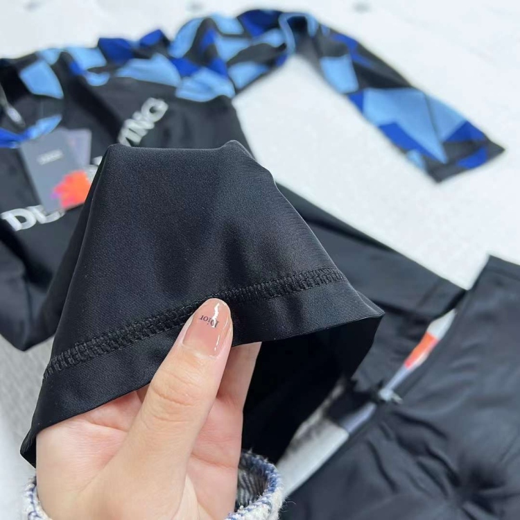 مايوه سباحة ستاتي 