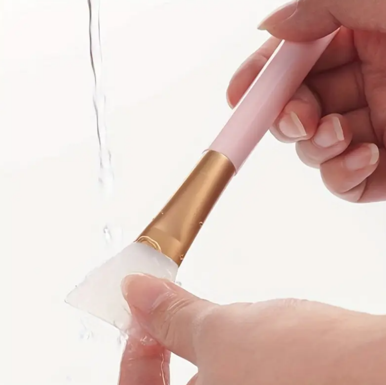 Mask Applicator 
