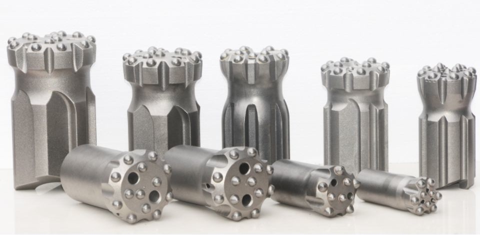 رؤوس الحفر المعدنية