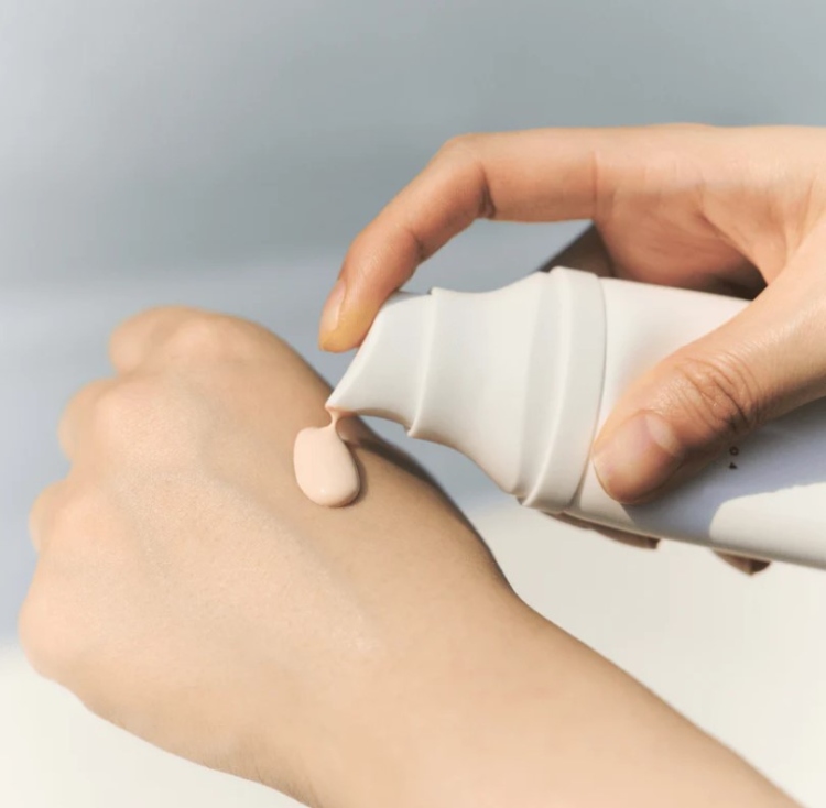 SKIN1004, Madagascar Centella Tone Brightening Tone Up Sunscreen