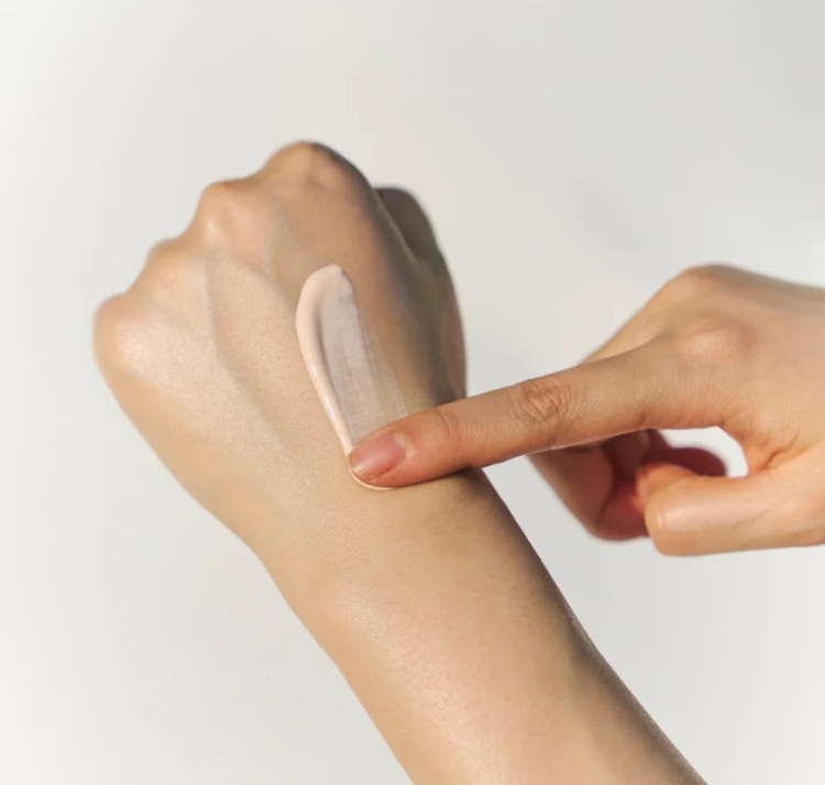 SKIN1004, Madagascar Centella Tone Brightening Tone Up Sunscreen