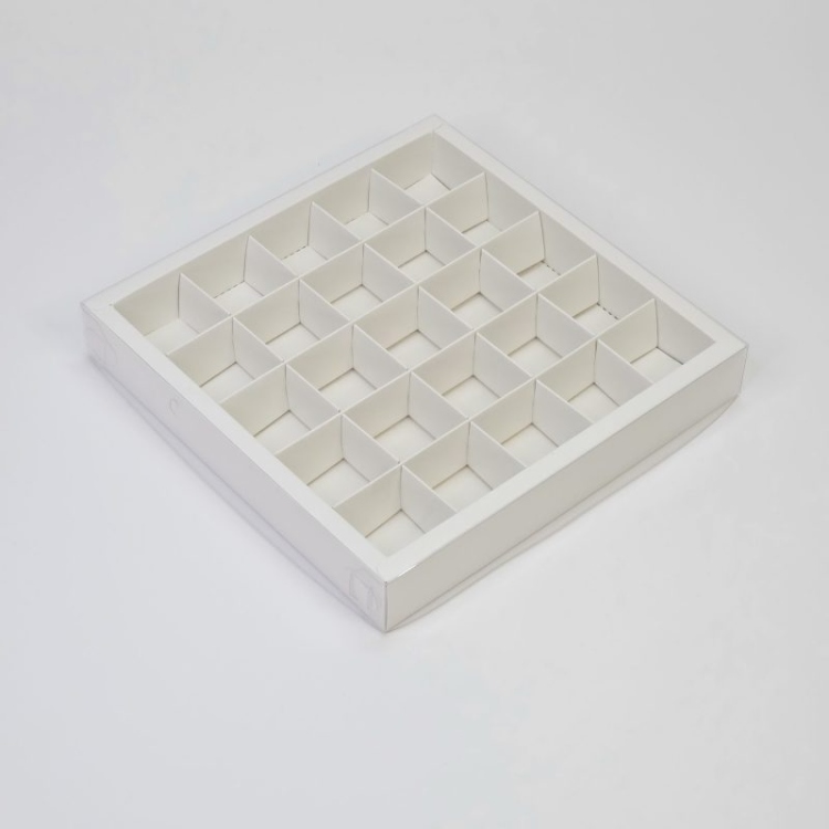 علب شكولاته وجه شفاف مقطع 25 حبه لون ابيض 