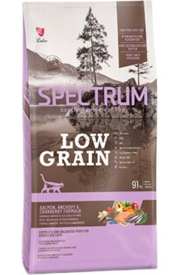 طعام جاف للقطط المعقمة سبيكتروم معقم قليل الحبة سمك السلمون والأنشوجة مع التوت البري 2 كجم