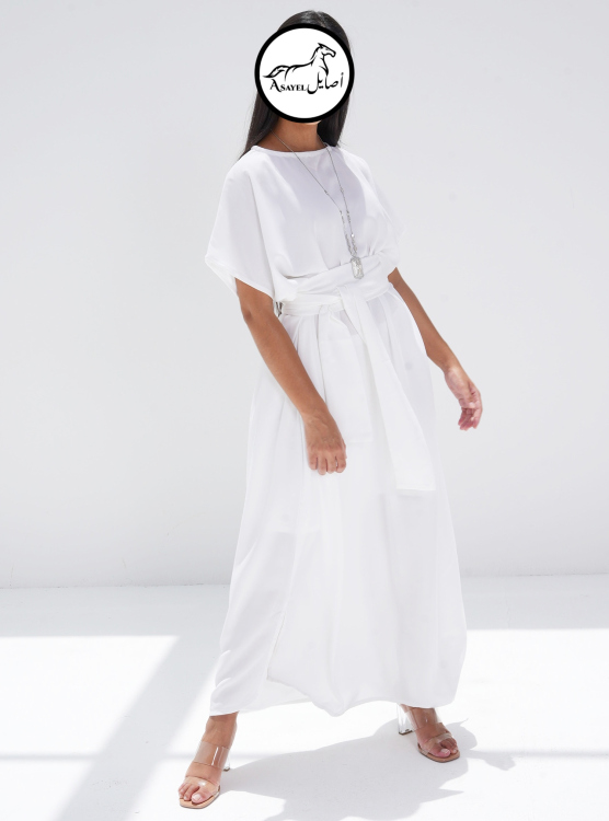 فستان ابيض صيفي 