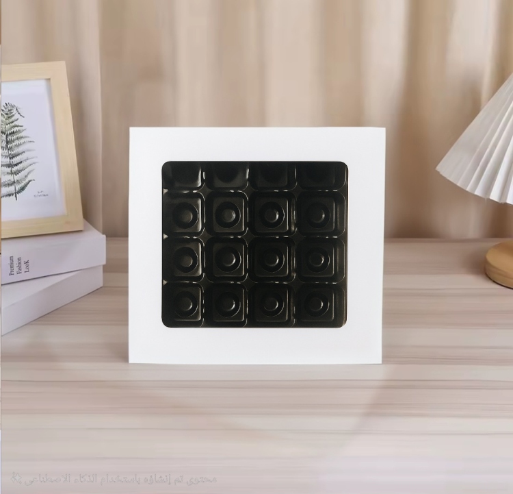 علب شكولاته وجه شفاف مع قاطع بلاستيكي سعه 25 حبه 