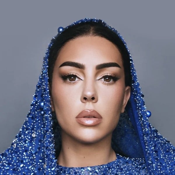 عدسات جورجينا من امارا - ماتشا Matcha