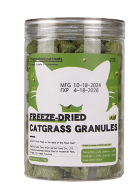 حبيبات عشب القطط المجفف بالتجميد لتنظيف الأسنان وتعزيز حركة الأمعاء