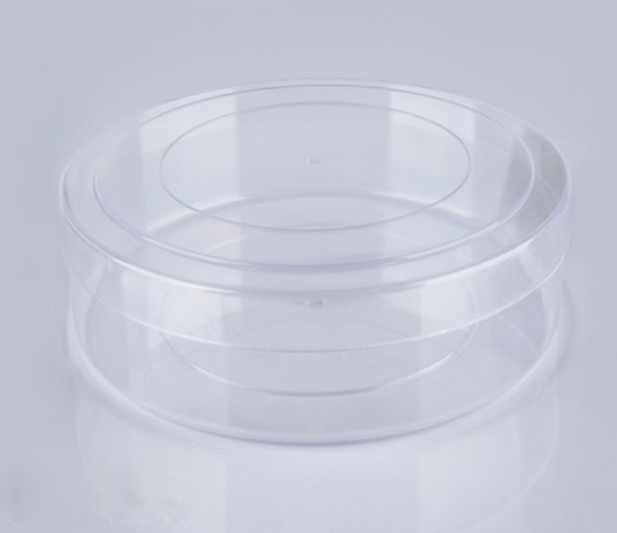 علبه كرستال سعه نص كيلو 17*6سم