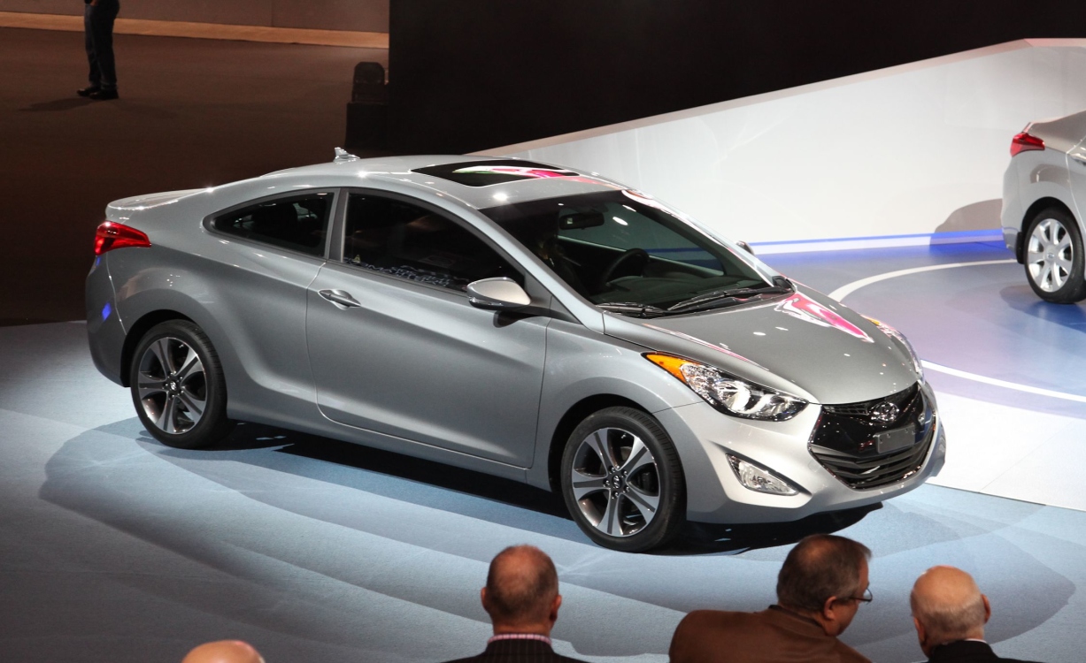 تظليل كريتف هونداي كوبية HYUNDAI  ELANTRA COUP موديل 2013