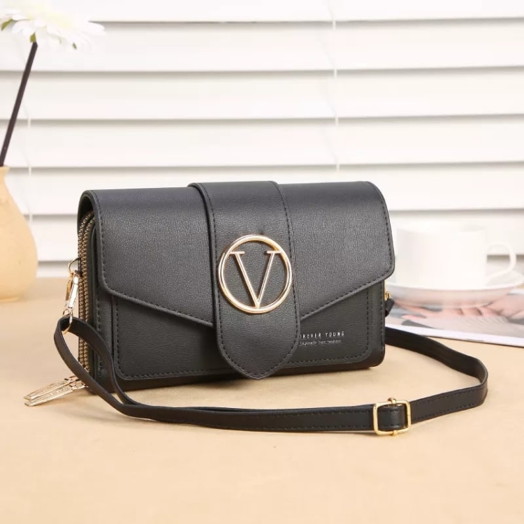 حقيبة كتف بتصميم عصري 