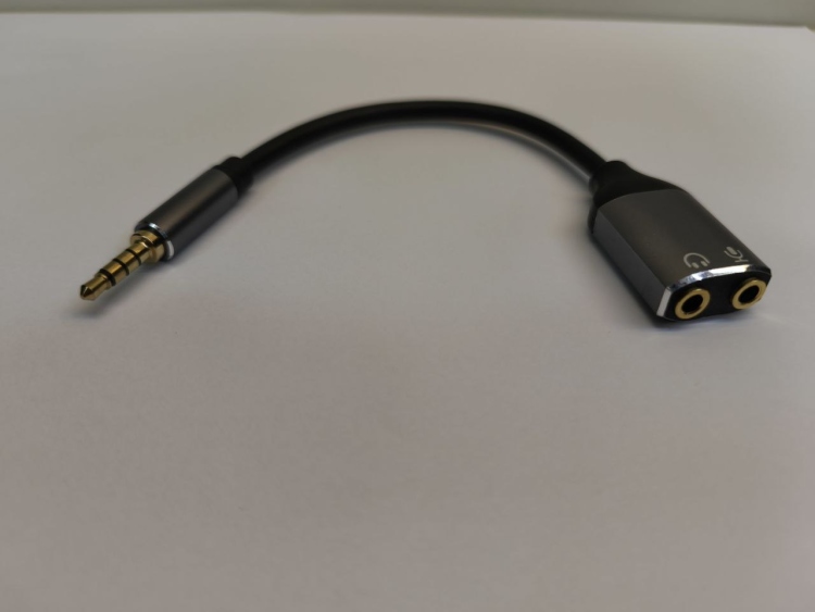 تحويلة AUX 3.5mm to 3.5mm 2 Female 