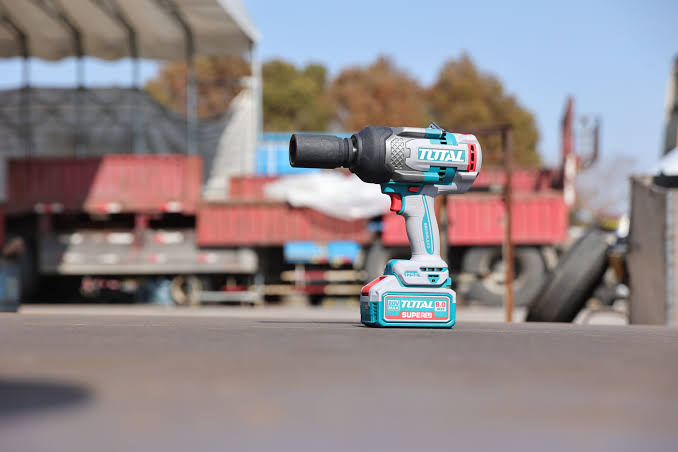 درل بوكسات  شحن 20 فولت – برشلس مقاس 3/4 إنش | عزم 1750 نيوتن  توتال (TIWLI20175)