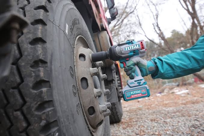 درل بوكسات  شحن 20 فولت – برشلس مقاس 3/4 إنش | عزم 1750 نيوتن  توتال (TIWLI20175)