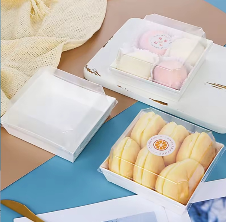 علب كرتون ابيض وجه شفاف 