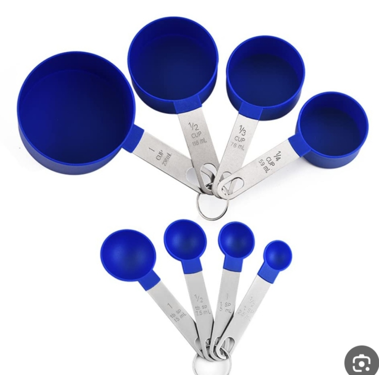 اكواب معياريه سليكون 8 قطع لون ازرق 