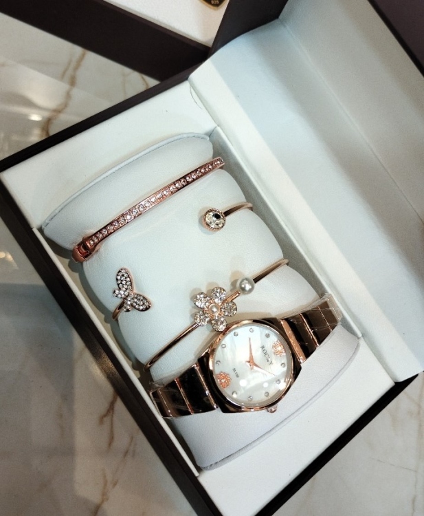 طقم اكسسوار وساعه