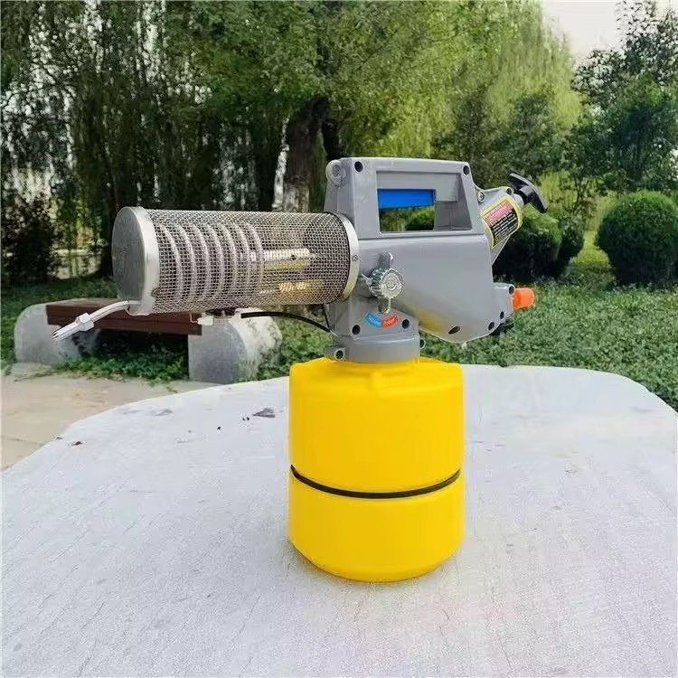 ماكنة رش مبيدات تعفير 