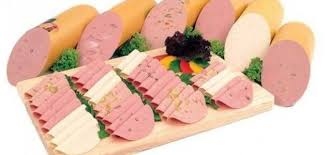 اللانشون و المرتديلا المعلبه